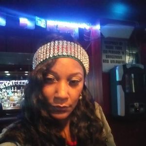 Meet your Posher, April